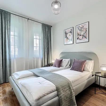 Imperial - Patio Mare *